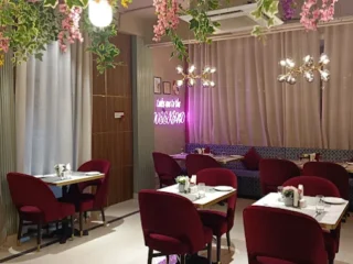 moti mall restaurent